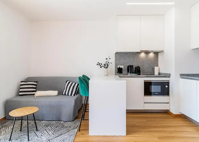 Infante W Parking By Lovelystay *